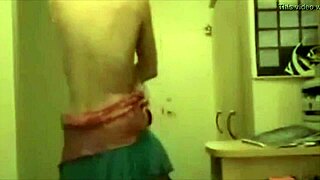 teen blonde says, 'watch me strip and show my pussy'