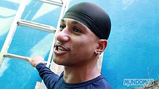 I enjoy watching this gay threesome with big cocks during lunch break in usa.