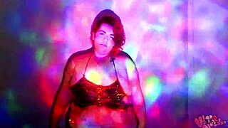 Is this bbw goddess teasing with her dance and oil?