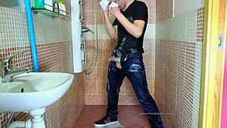 Gay Guy In Jeans Showers With Dick Fetish!