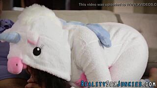 i'm this real teen stepdaughter getting hardcore blowjob