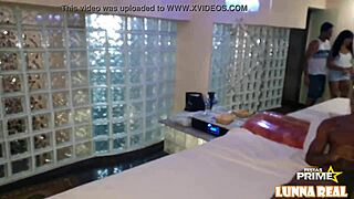 cuckold husband watches thales milleto fuck his young latina wife 😈