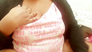 Indian college girl shows sexy boobs