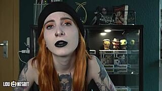 i'm in a reverse gangbang with lou and lia