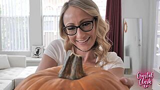 pumpkin carving with my hot step aunt 😍