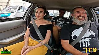 Casal De Swinger Entra Na Carona E Sra Lovefire Conta Sobre Seu Gangbangs