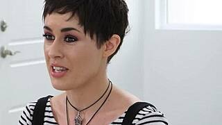 olive glass milf in lingerie masturbates her hairy pussy to orgasm on camera