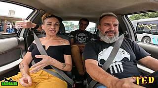 Casal De Swinger Entra Na Carona E Sra Lovefire Conta Sobre Seu Gangbangs