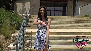 i'm candie coquine, a skinny brunette slut wanting to realize my fantasies.