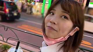 inked gothic chick gets jizzed on