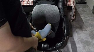 Ass tease and soles cumshot with babe