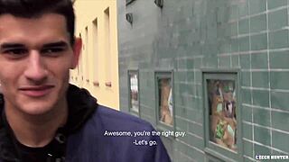 Amateur gay gets rimmed and fucked outdoors!