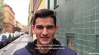 Amateur gay gets rimmed and fucked outdoors!