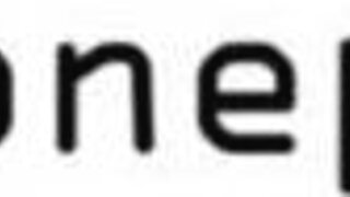 安娜的海滩裸体自拍被隐藏摄像头捕捉