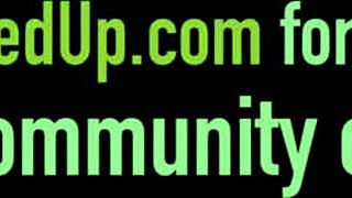 Wet babes share dick in bathtub.