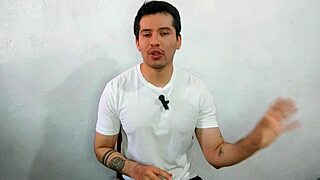 le doy sexo oral a mi compañero hetero casado del trabajo en un arroyo y termina penetrandome a pelo en una casa abandonada relatos sexual gay mexican oral