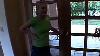 Young American amateur teens Little Summer and her girlfriend’s lesbian scene