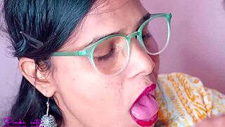 Ravinadesi Close-Up Blowjob Scene Bhabhi Cum in Mouth Dick Sucking to Dewar