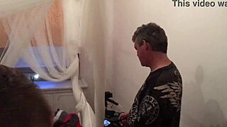 I saw girls backstage without panties shakin' their asses