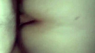 丰满西班牙女友后入狗爬式狂干射精