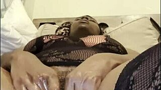 动漫风黑人辣妈日记