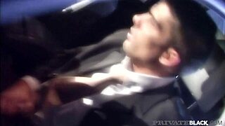 匈牙利美女Sophie Evans接受黑人大鸡巴肛交！