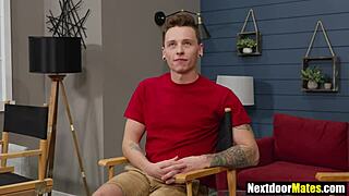 i love watching this black jock in a threesome fucking white asses bareback