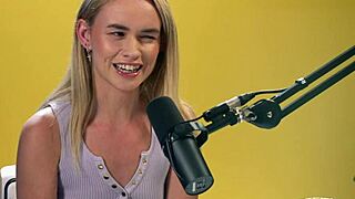 khloe kingsley masturbates to orgasm up close