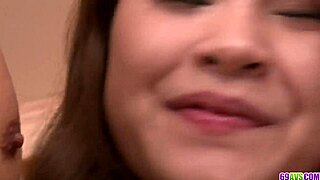 arisa kuroki dazzles the men with her tight performance