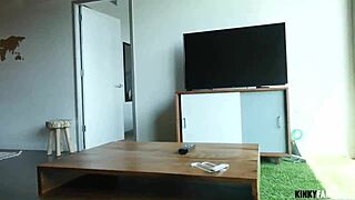 Oh, This Kinky Stepsister Wants My Big Cock Now!