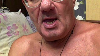 Hey, my husband loves sucking cock, welcoming all gays and bi guys!