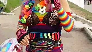 I love handjobs in stockings and heels