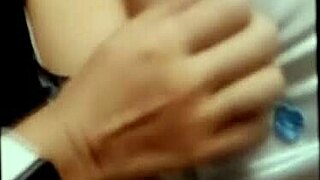 Bigo Live Show Features Hot Vietnamese Girl On Cam