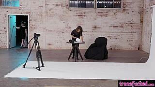 Hot Shemales Fuck And Fist Milf