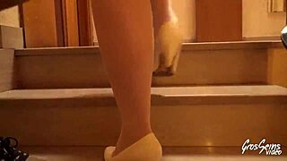 i can't believe alice is into fist-fucking now, it's wild!