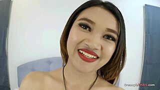 18yr old Thai teen filled with creampie in Bangkok bar.