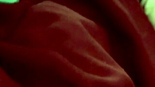 Sneaking cum next to stepsister! Bisexual fun?