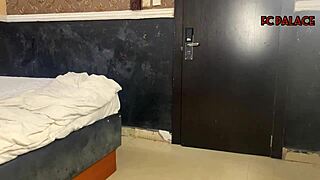 餐厅用一盘eba换饥渴黑美人狂干