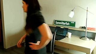 Shy Office Milf - Embarrassed Naked Female With Deepthroat And Costumes