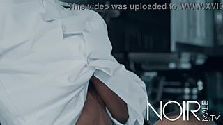 i give my chef a blowjob as a gift!