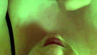 the chubby wife uses toys for a solo show