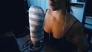 Listen to this french asmr session with relaxation techniques and soothing instructions 😴