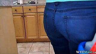 i’m just chatting with my new latina maid