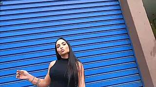 Monique Bertolini from João Kleber's pranks gives a tour in a motorhome workshop