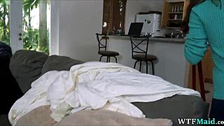 i’m just chatting with my new latina maid