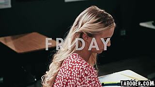 I stalk lana sharapova in the classroom and lick her pussy