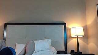 Eating this hot petite 18+ woman's shaved pussy with tattoos 😋