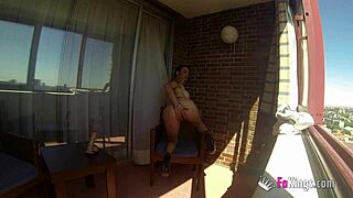 sara ray plays with dildo on madrid balcony for all to see