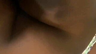 jerking off watching my ebony girlfriend’s hot body.