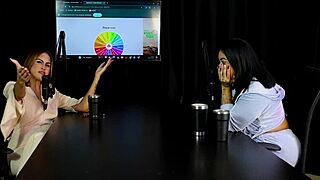 Morena safada mostra como é o seu boquete fica pelada mostrando o cu depois de falar que já participou de uma festa com políticos e demonstrar o seu gemido - marcelly melo sheer red